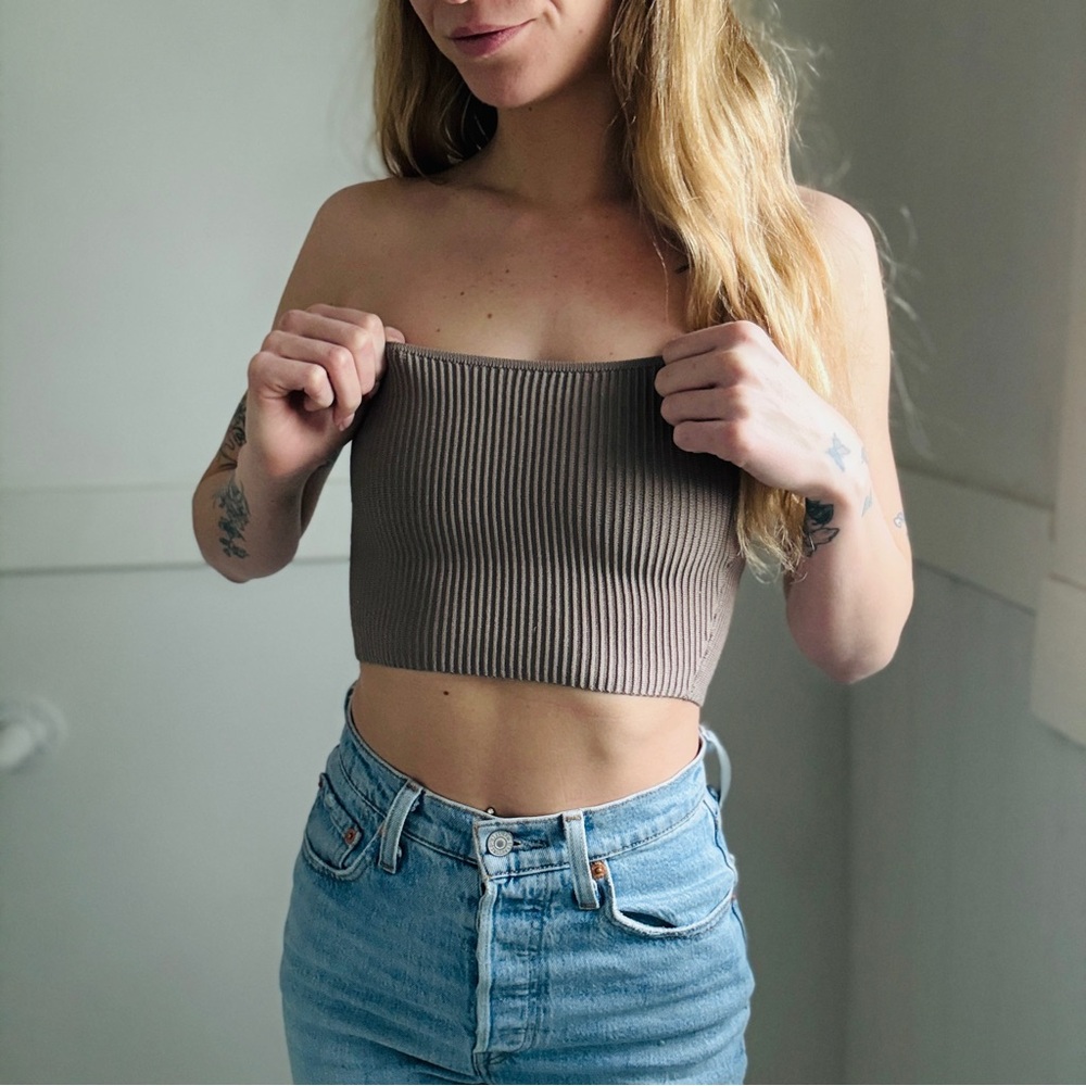 Aritzia Babaton Taupe Ribbed Knit Tube Top – Strapless Crop Top XXS